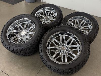 22x12 hostile “Vulcan”/ 35x15.50r22 tires 6x135