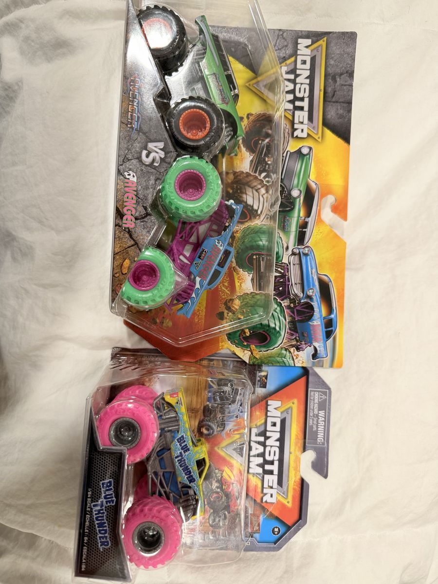 Monster Jam 1:64 Scale Avenger & Blue Thunder Monster Trucks Die-Cast Toy Set