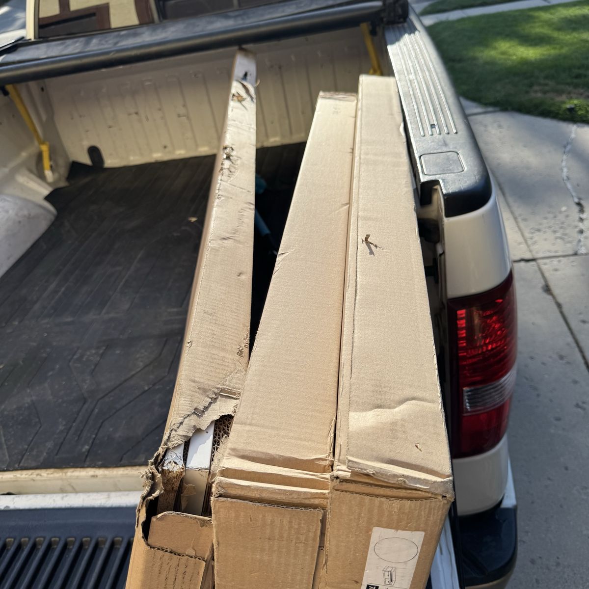 Boxed Furniture / Home Goods in Packaging (Damaged Packaging)