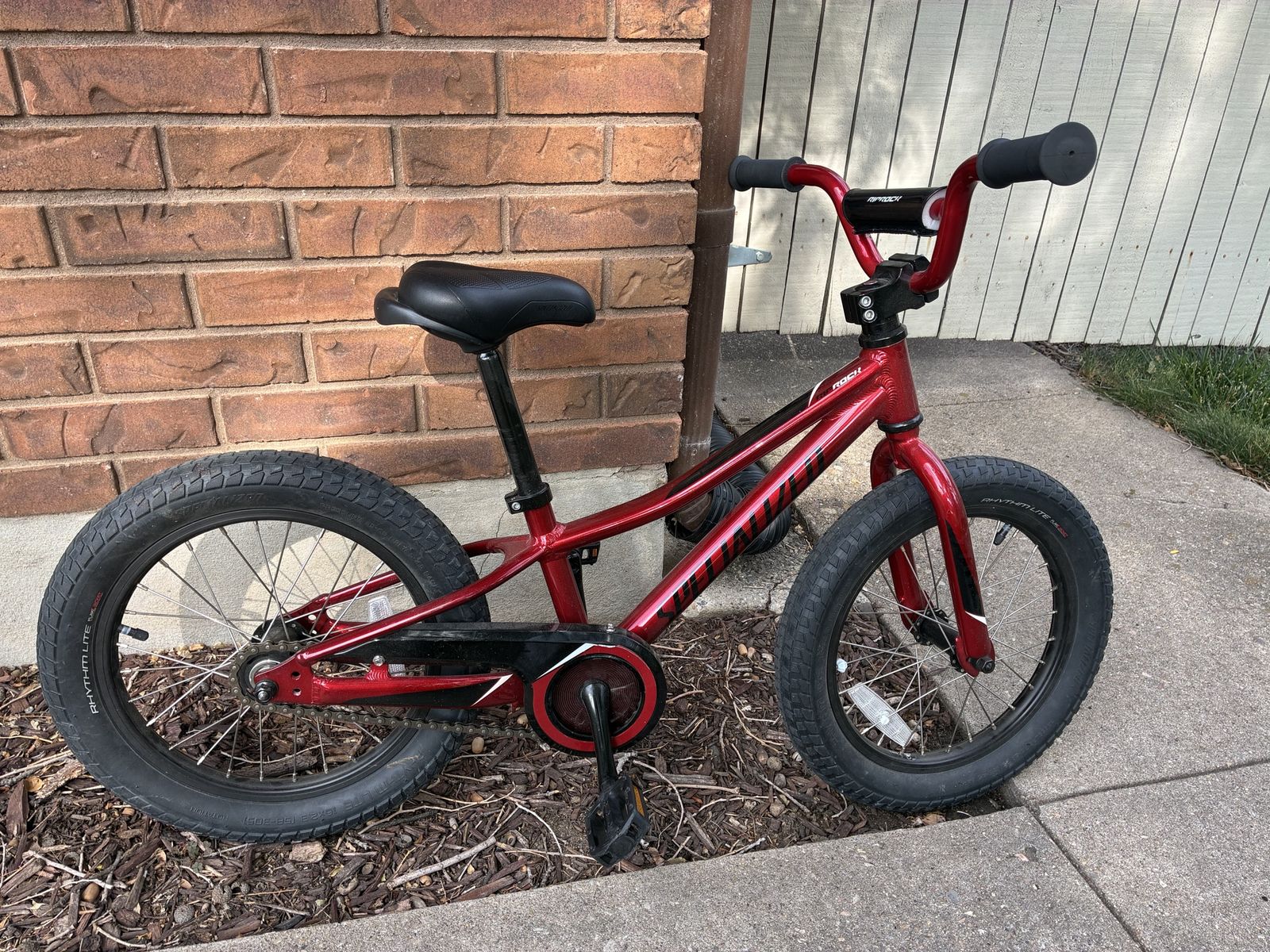 Specialized Riprock 16 Kids Bike Red with Training Wheels Perfect Shape!!