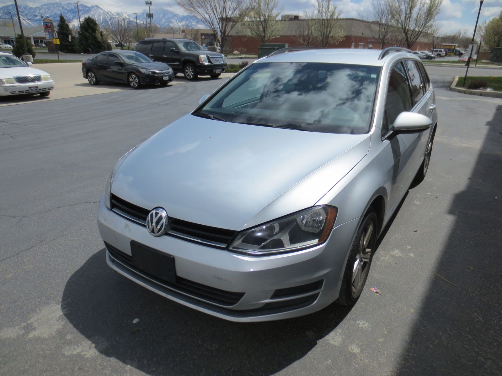 2015 Volkswagen Golf SportWagen TDI S