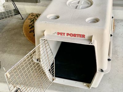 Dog Kennel Porter