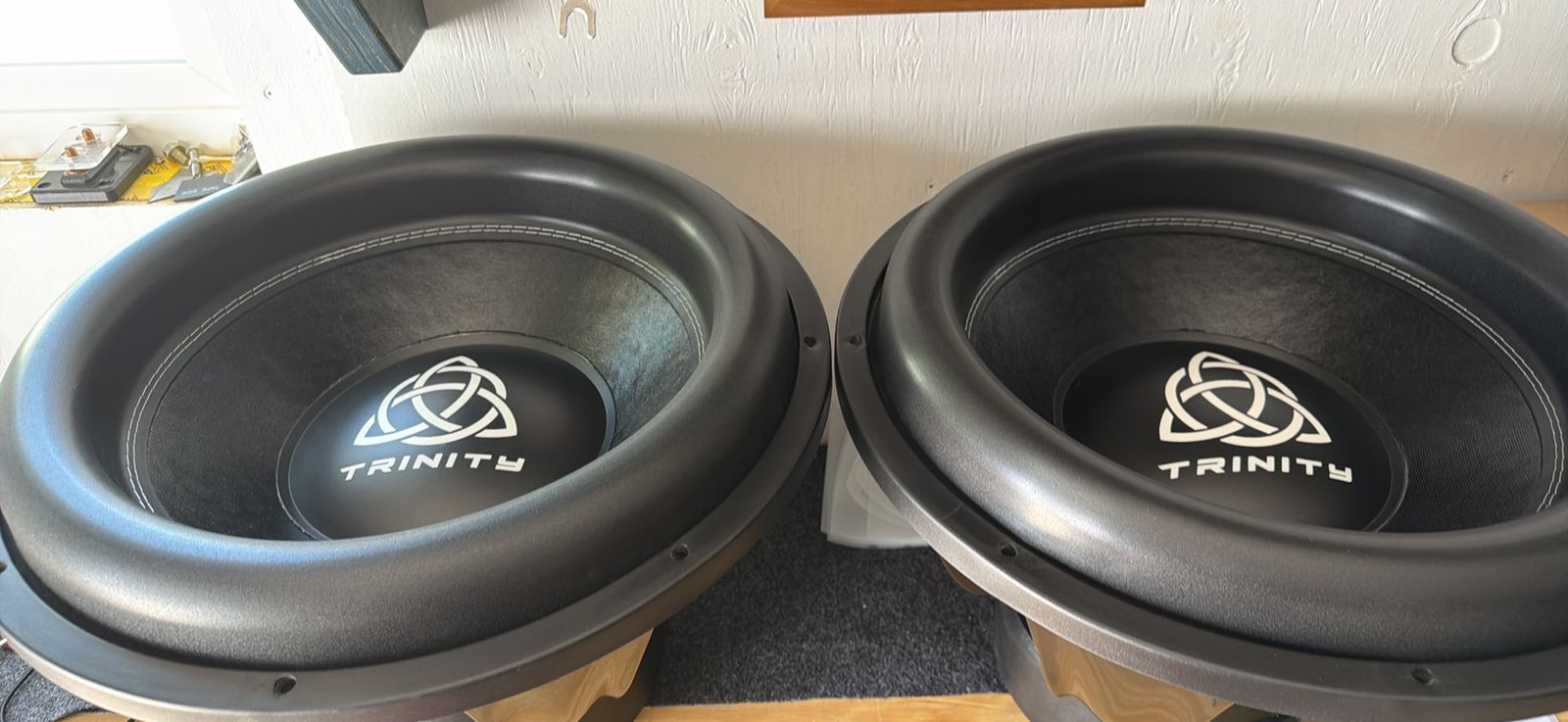 Subwoofers/box