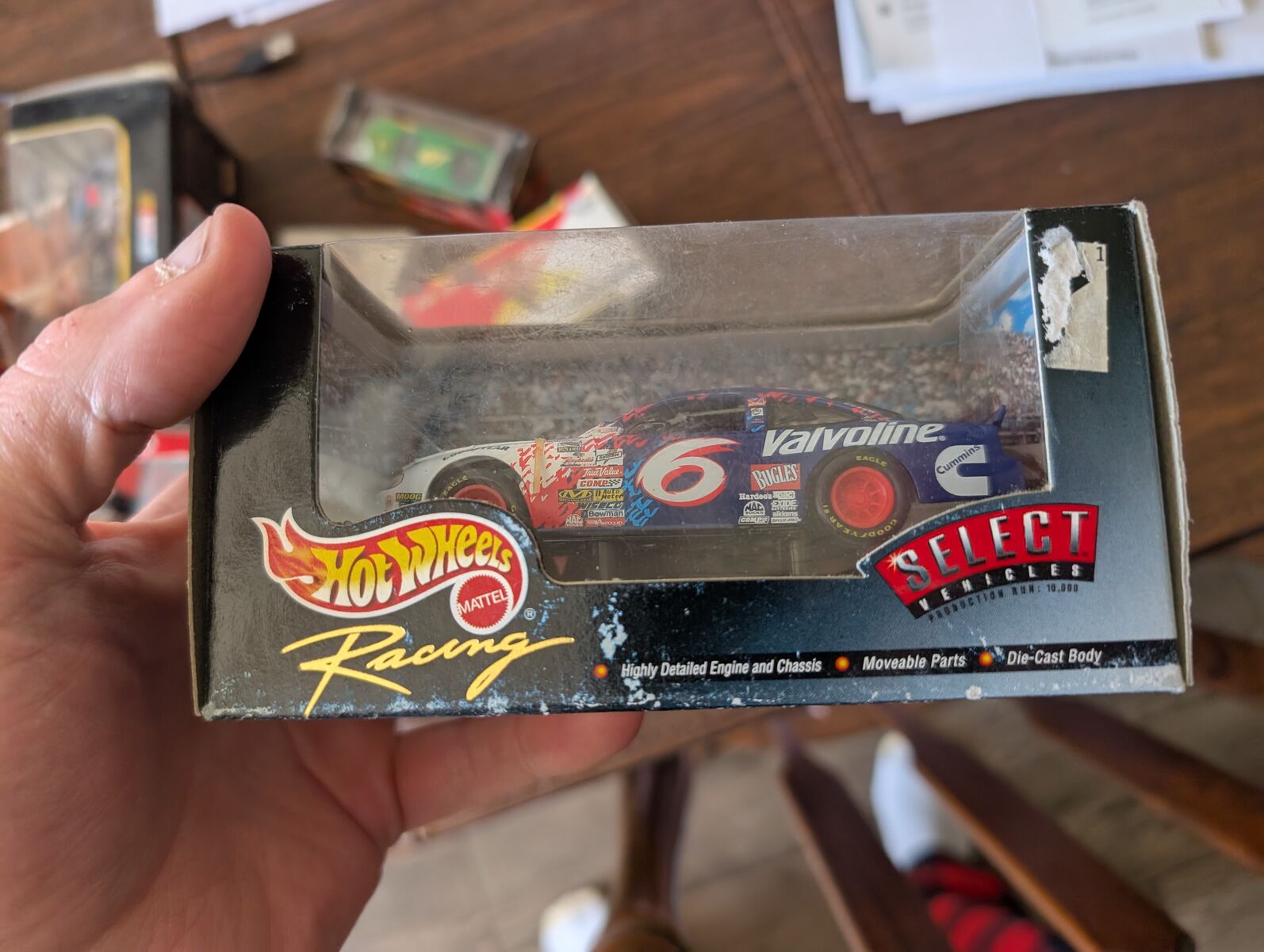 Hot Wheels Racing Mark Martin Valvoline Ford Taurus