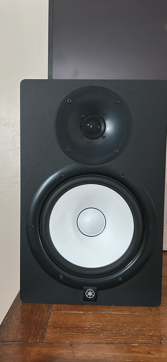 Yamaha HS8 studio monitors pair