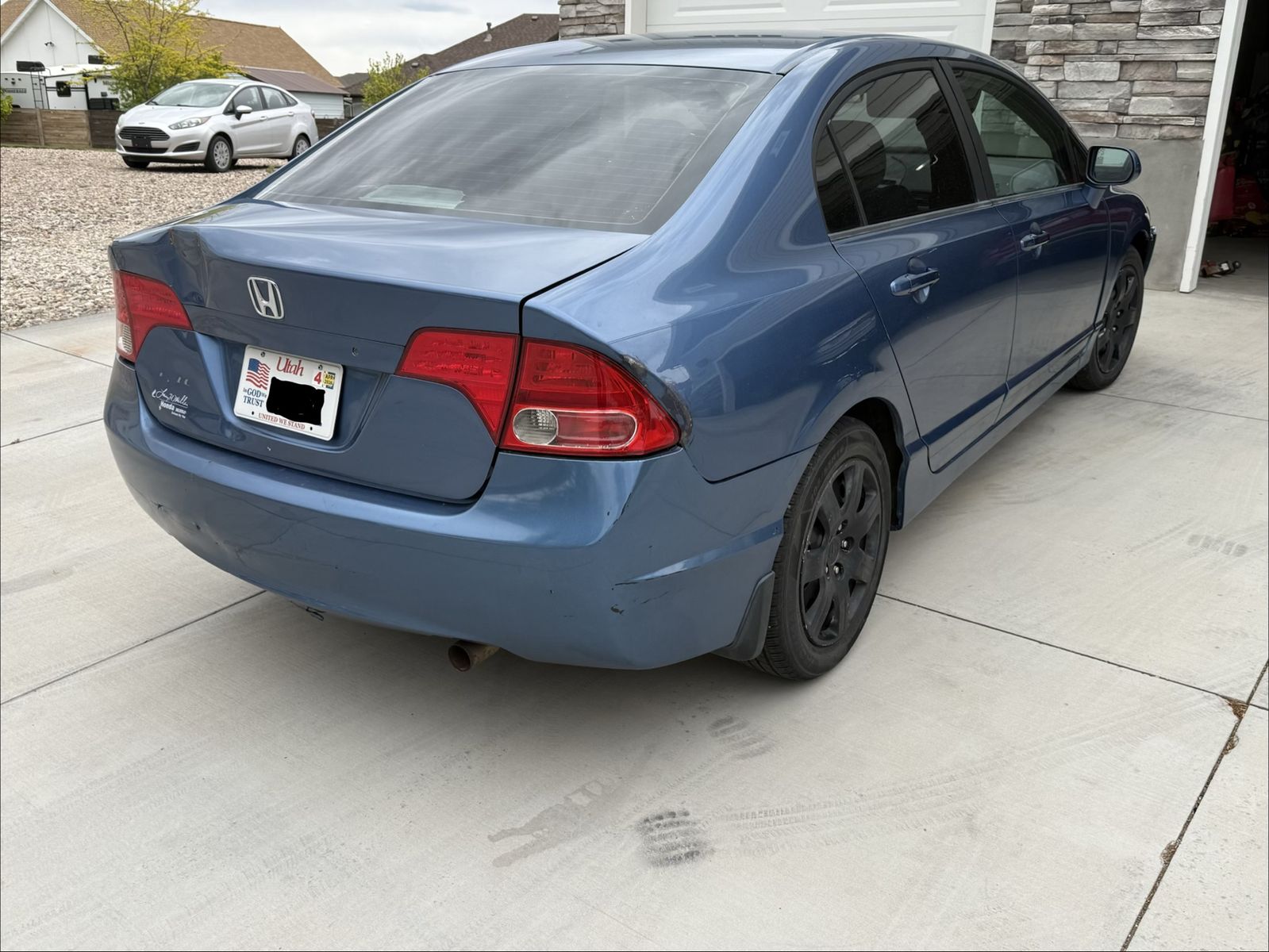 Main image 5