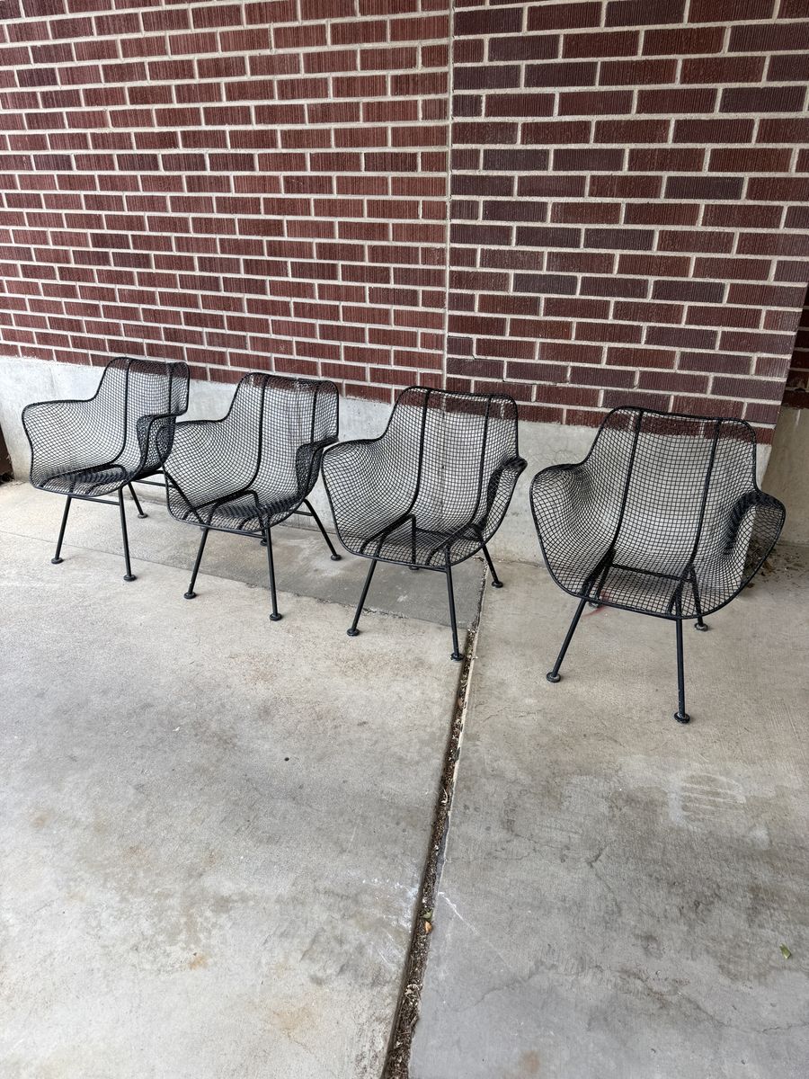 Set of 4 Vintage Mid Century Modern Russel Woodard Sculptura Wire Mesh Patio Chairs