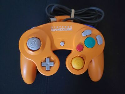 Official Nintendo GameCube Controller in the "Spic