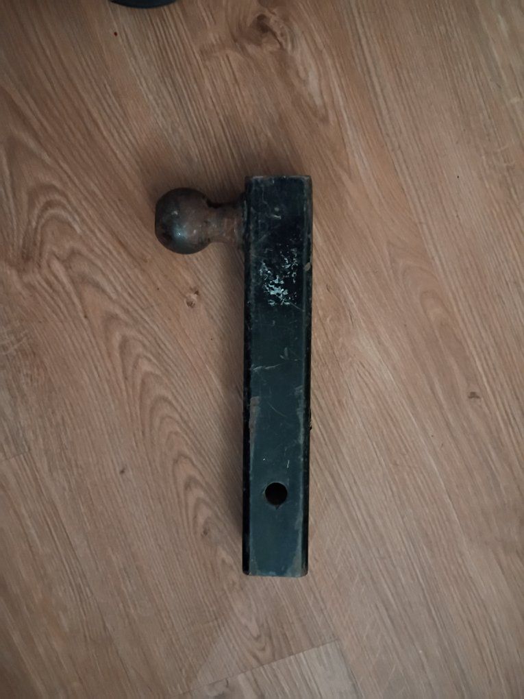 Used Trailer Hitch Mount with Ball