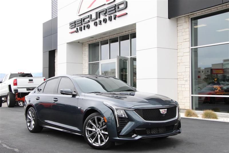 2025 Cadillac CT5 Sport