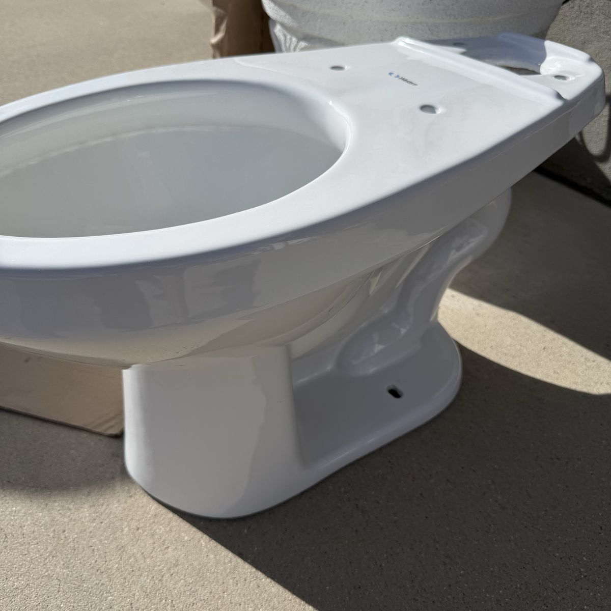 Two toilet great condition