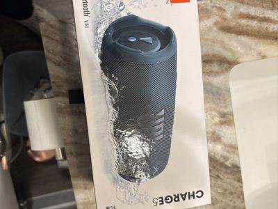 JBL CHARGE 5! With PARTY BOOST
