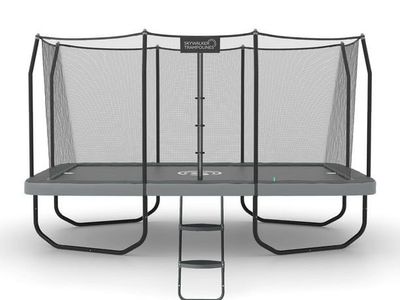 9' x 15' Rectangle Trampoline with Ladder