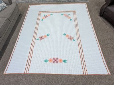 Vintage 1950's White Twin Chenille Bedspread 88x100