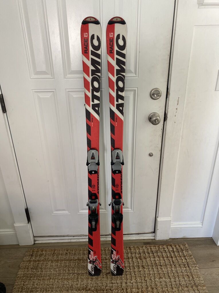 Atomic Race 5 Skis – 150 cm