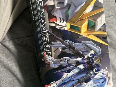 Gundam Model kit Figure