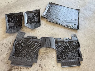 Jeep Top Storage Rack And Floor Mats