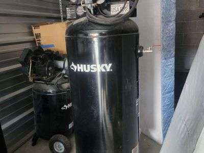 Husky C602H 60-Gallon Cast Iron Pump 3.7 HP 155 PSI Electric Air Compressor (2018)