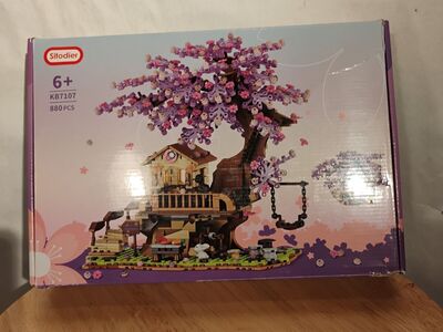 Sitodier, Cherry Blossom Tree House Building Set