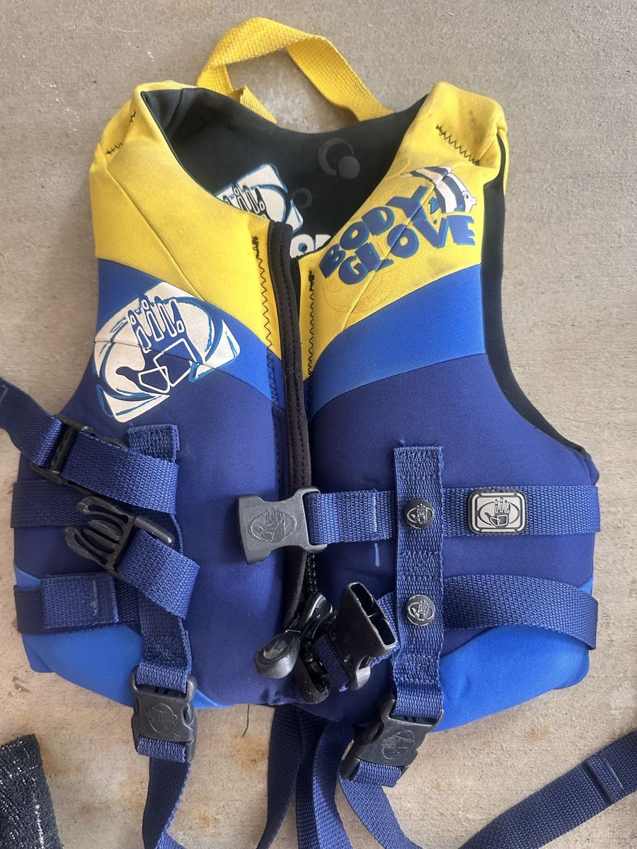Body Glove US Coast Guard Approved Child Life Jacket (30-50 lbs) Yellow/Blue