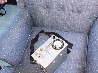Vintage Precision Radiation Instruments Model 117 "Scintillator" Geiger Counter.