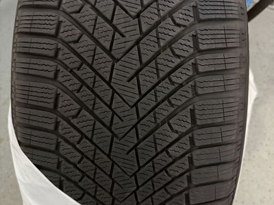Full set of Pirelli Scorpion 2 Winter tires