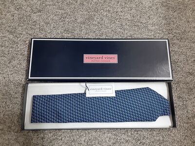 Vineyard Vines Custom Collection Principal Financial Group Blue Flags Tie