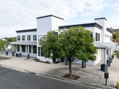 Private Office Suites for Lease, Professional Space