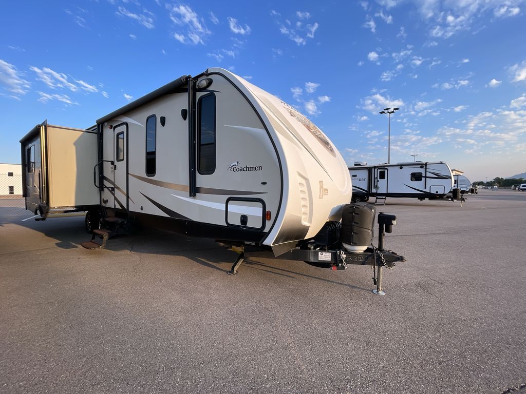 Used 2017 Coachmen RV Freedom Express Liberty Edition 293RLDSLE