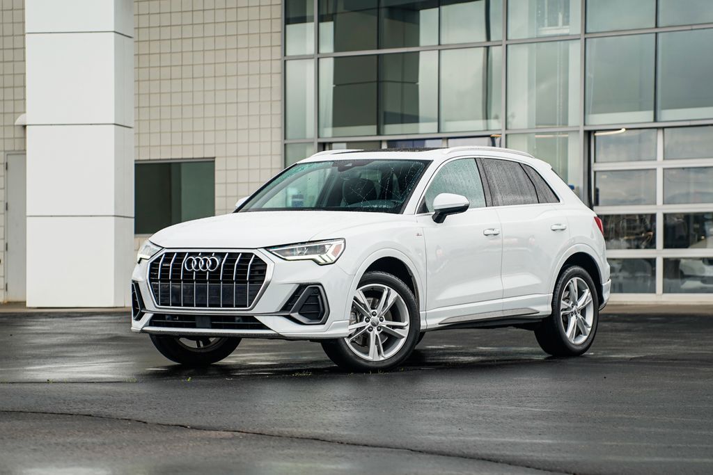 2020 AUDI Q3 quattro S line Prem Plus 45 TFSI