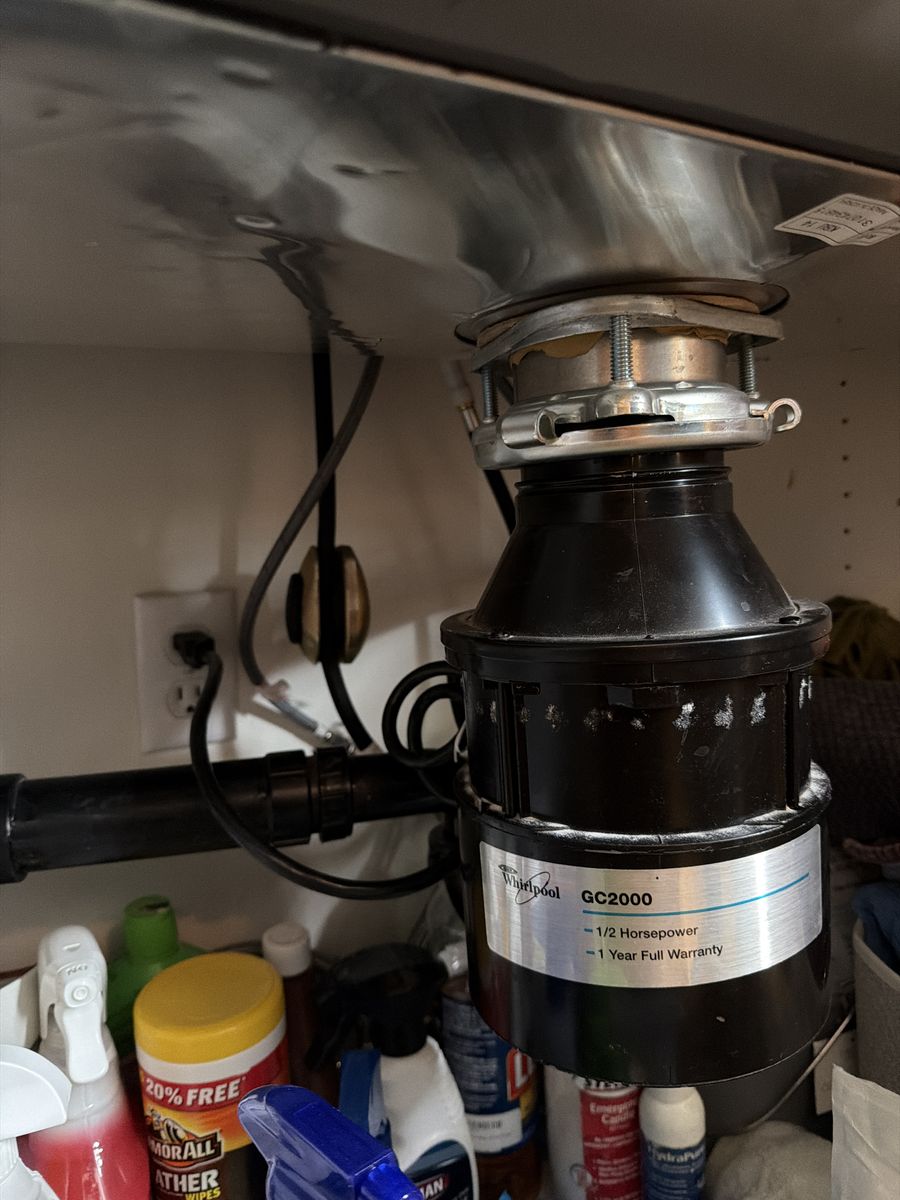 Whirlpool Garbage Disposal – Works – Needs Occasional Manual Start