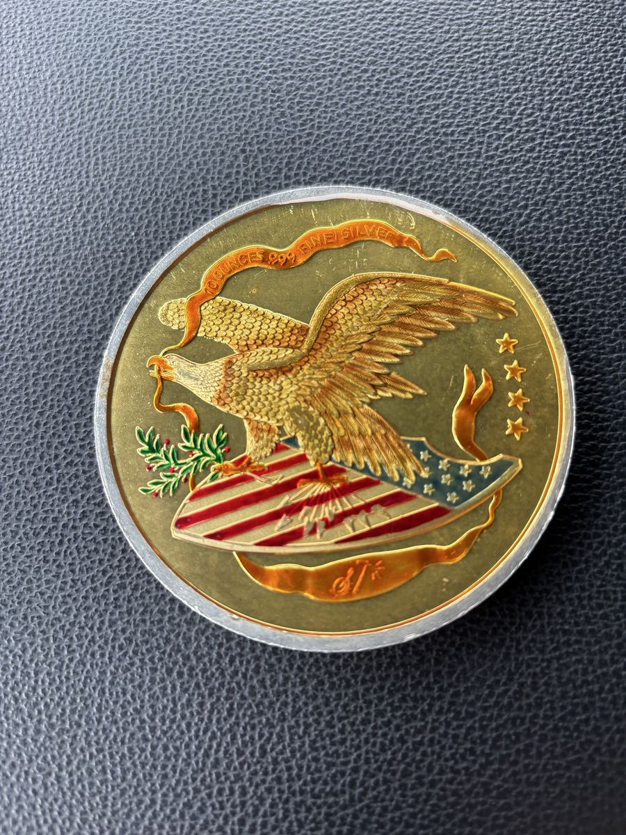 SilverTowne ENAMEL Eagle American Flag 10oz silver