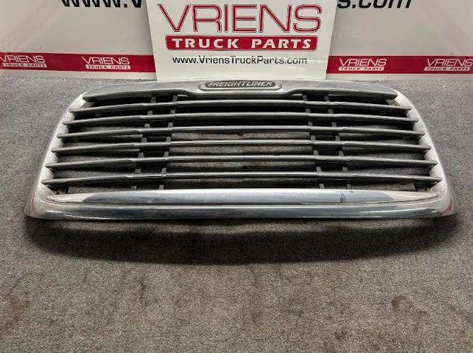 Freightliner Grille, Part # 17-15107-000