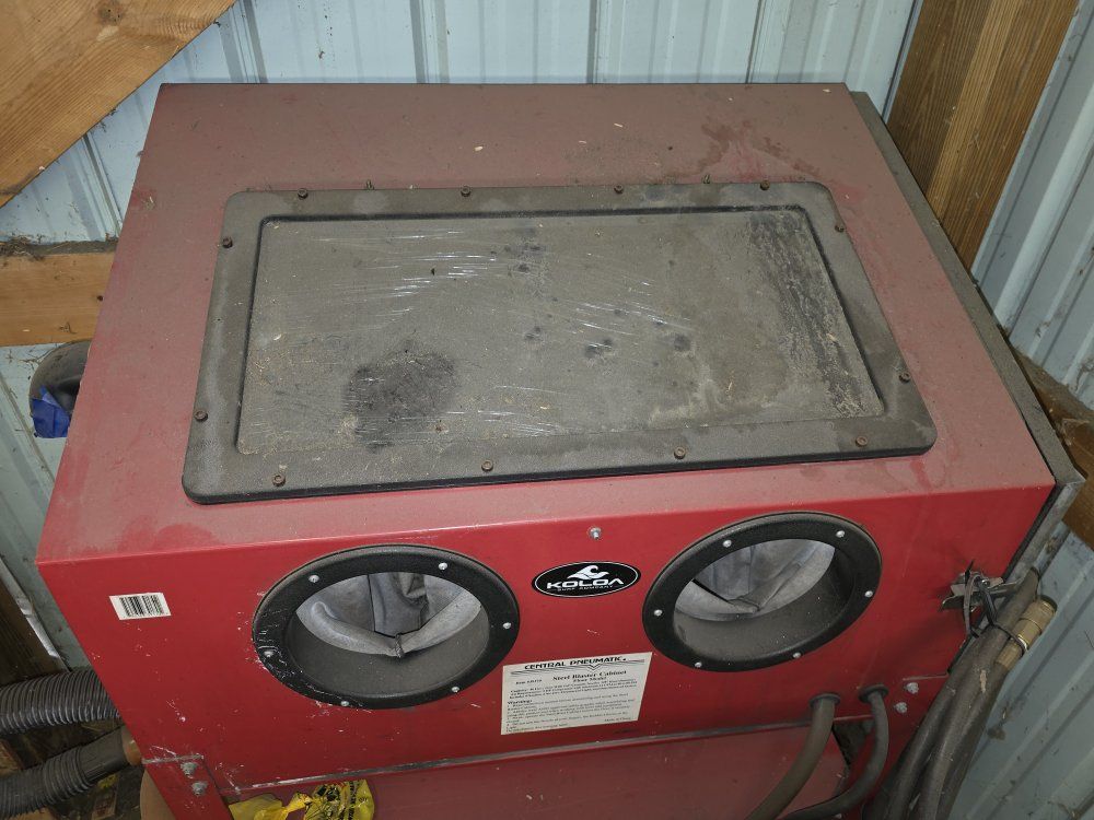 Main image 3