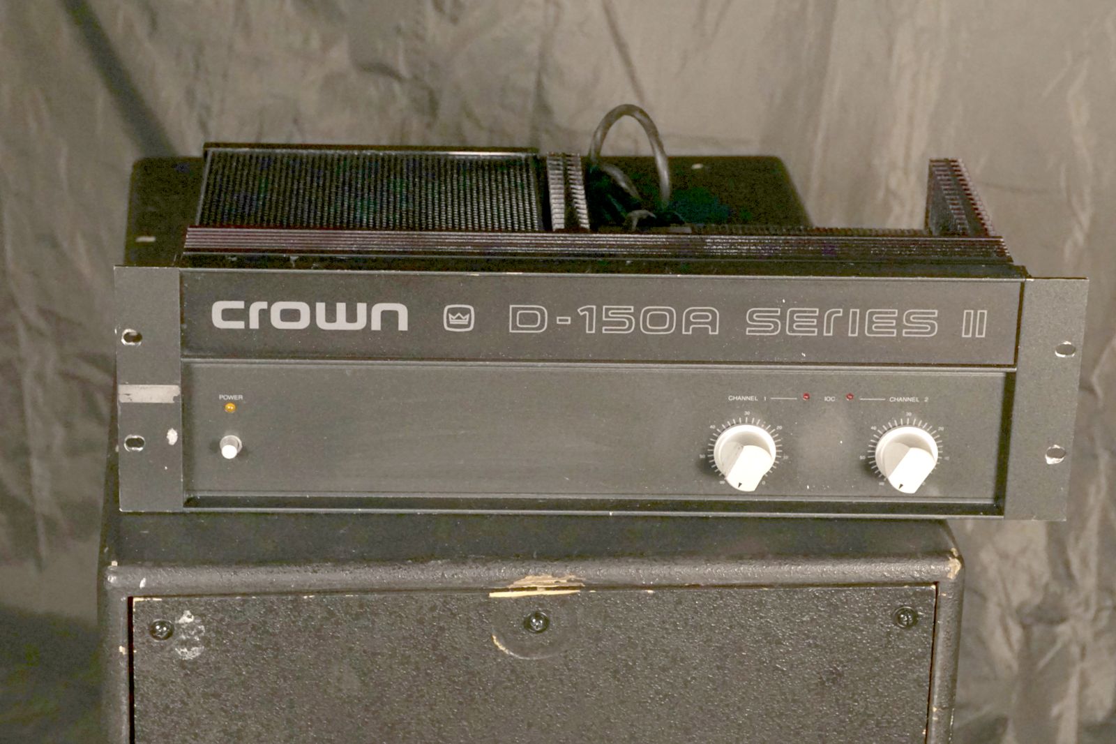 CROWN D150A SERIES II CLASSIC AMPLIFIER