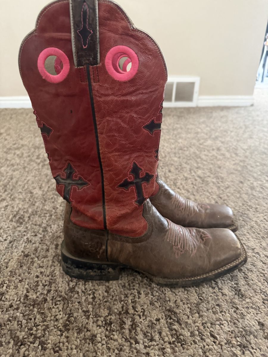 Ariat Women's Brown and Red Leather Western Cowboy Boots Size 9