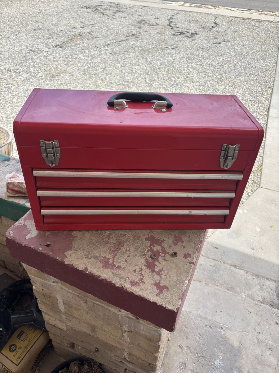 Husk Tool Box