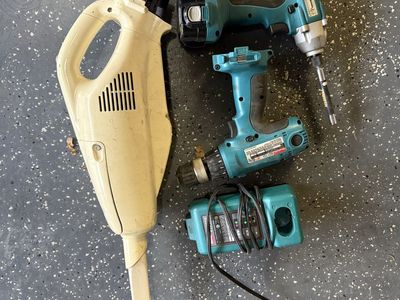 12v Makita tool set