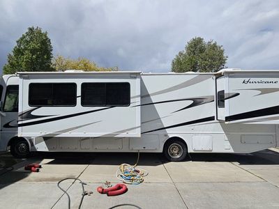 Four Winn Hurricane 34B