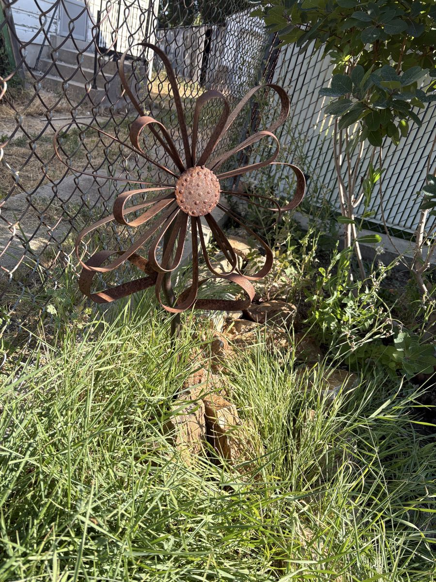 Metal garden art