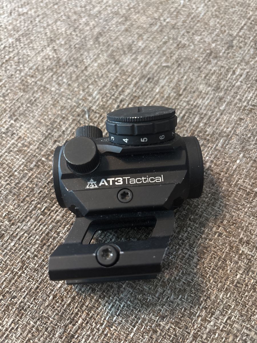 At3 Tactical Pro Red Dot Sight