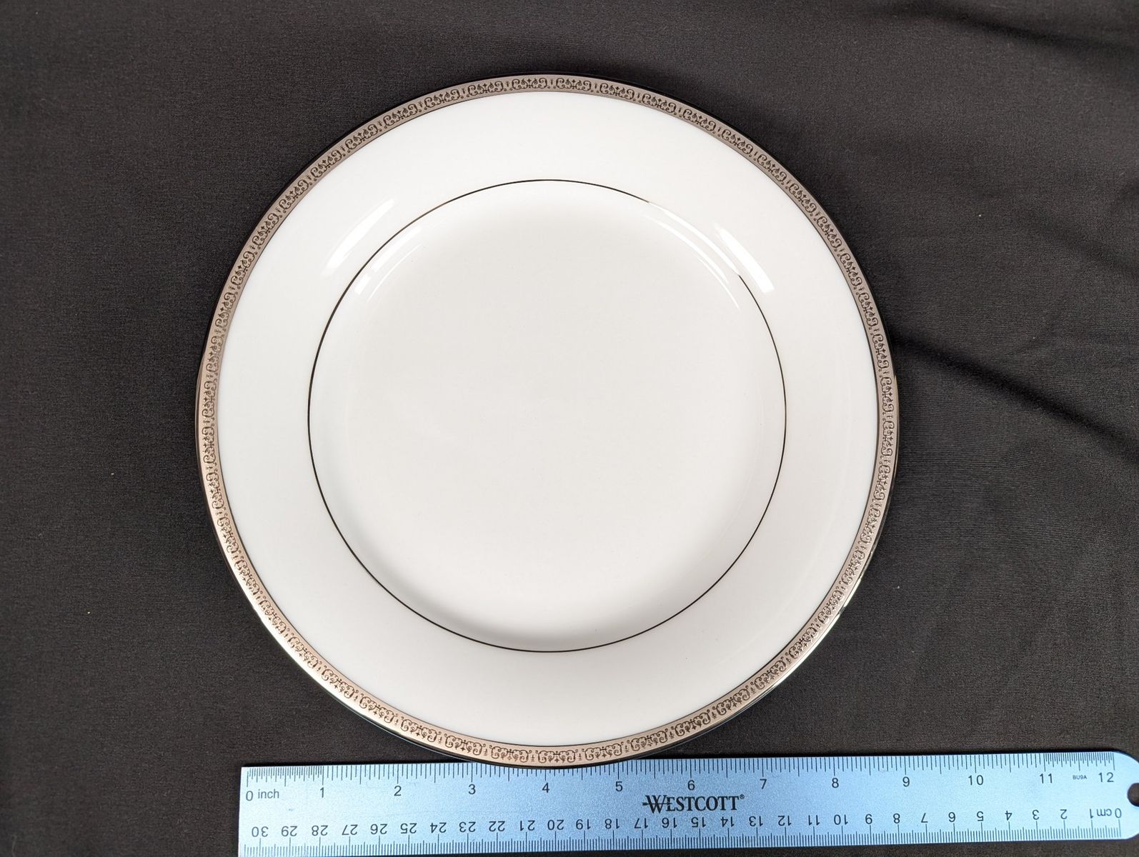 Main image 11