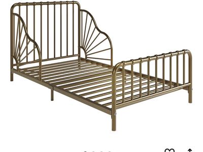 Gold Toddler bed w/mattress — EXCELLENT condition