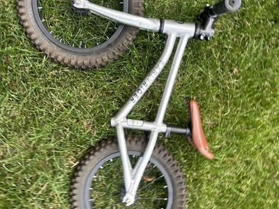 Early Rider charger 12 balance bike