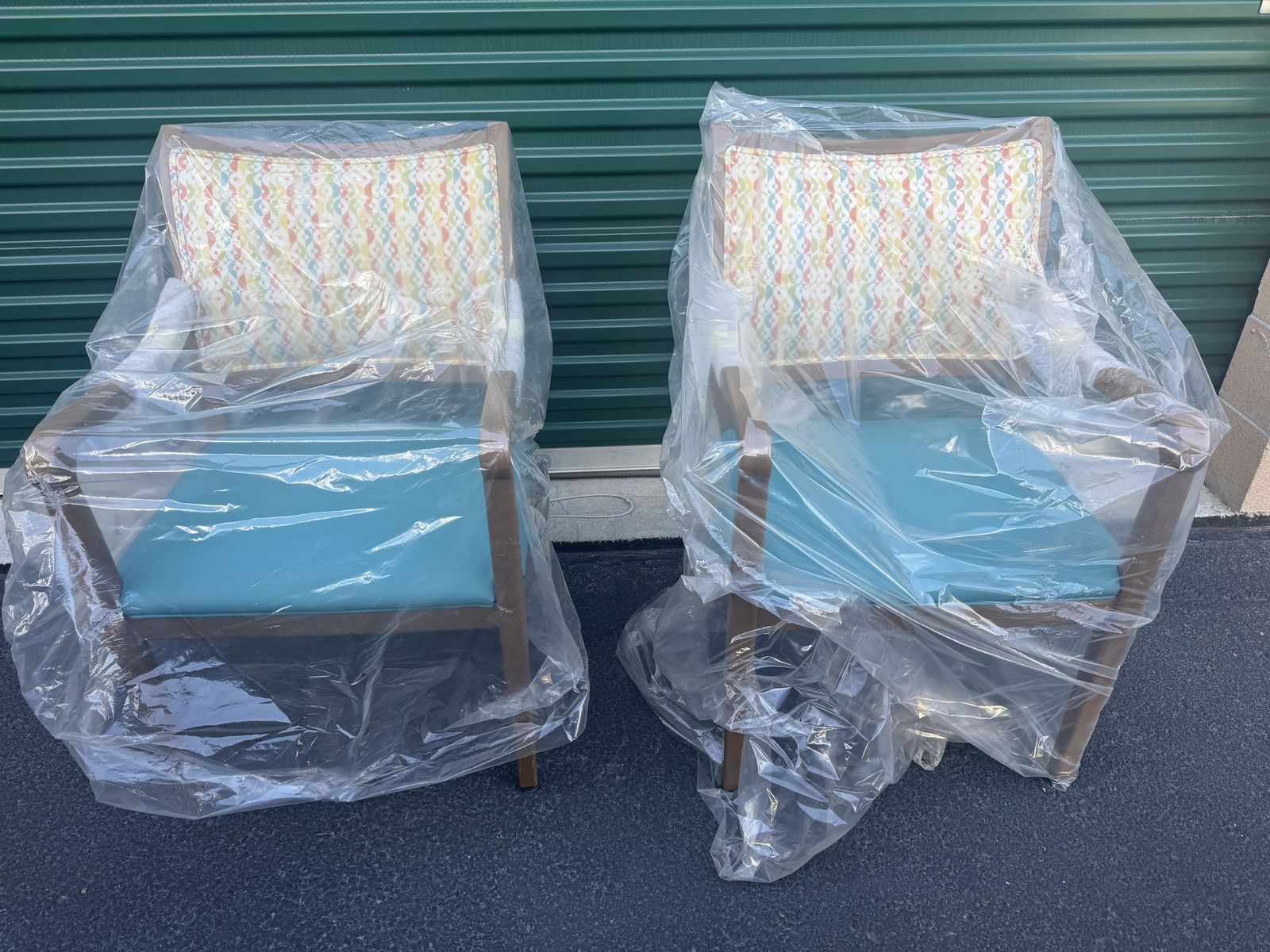 2 Kwalu Guest Chair New