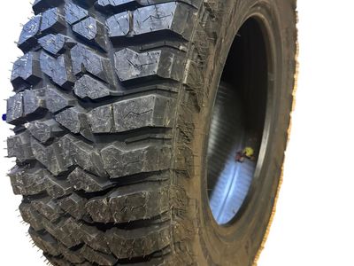 2 LANDSPIDER WILDTRAXX M/T BSW LT 35 12.5 18 123Q 10PLY MUD TIRE EMT014