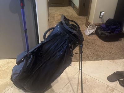Taylormade flex tech bag