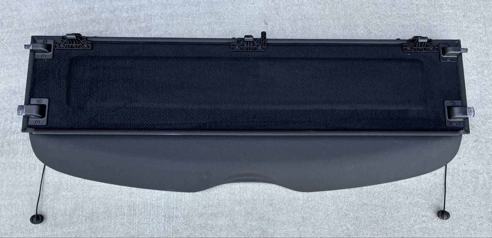 AudiQ5 Cargo Area Security Shield/Shelf, fits model years 2009-2017. Black