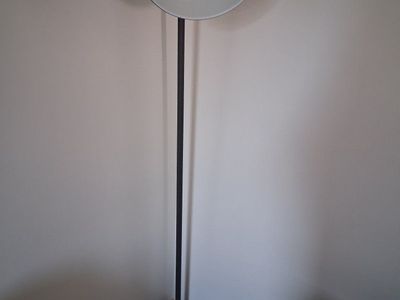 Lamp Floor black metal with Adjustable Task Shade. 70" tall