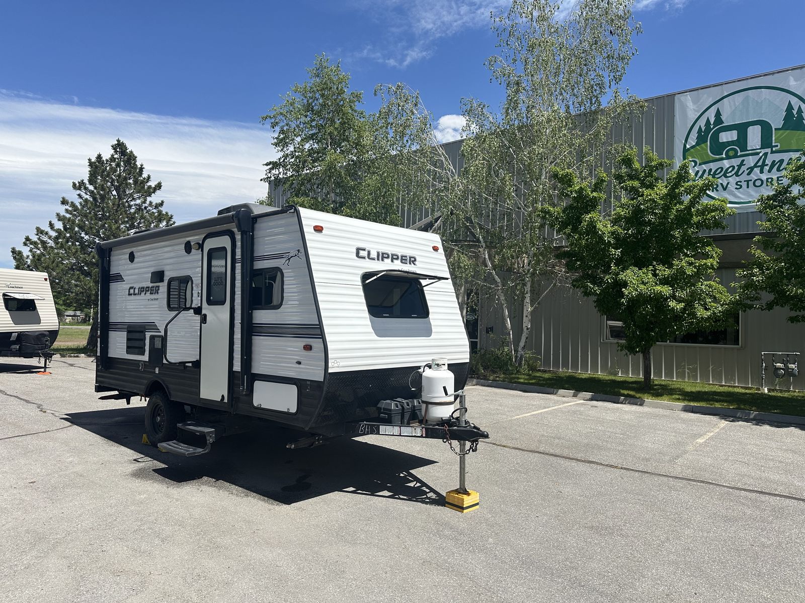 2018 Coachmen Clipper 17BH Bunk Bunkhouse Travel Trailer with Bunks